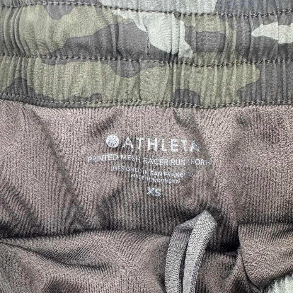 Athleta Printed Mesh Racer Run Shorts Camo - Size XS - Camouflage Athleisure Gym